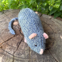 Knitted Rat