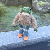 Hand knitted frog